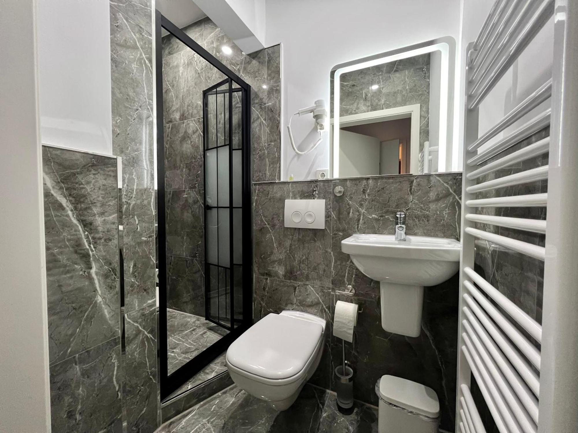 Durmaz Hotel هانوفر المظهر الخارجي الصورة
