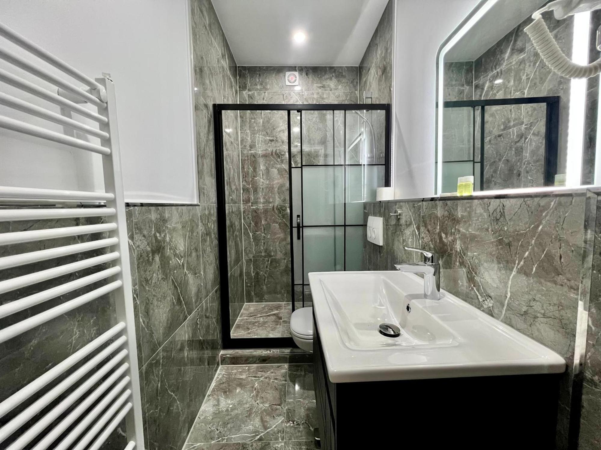 Durmaz Hotel هانوفر المظهر الخارجي الصورة
