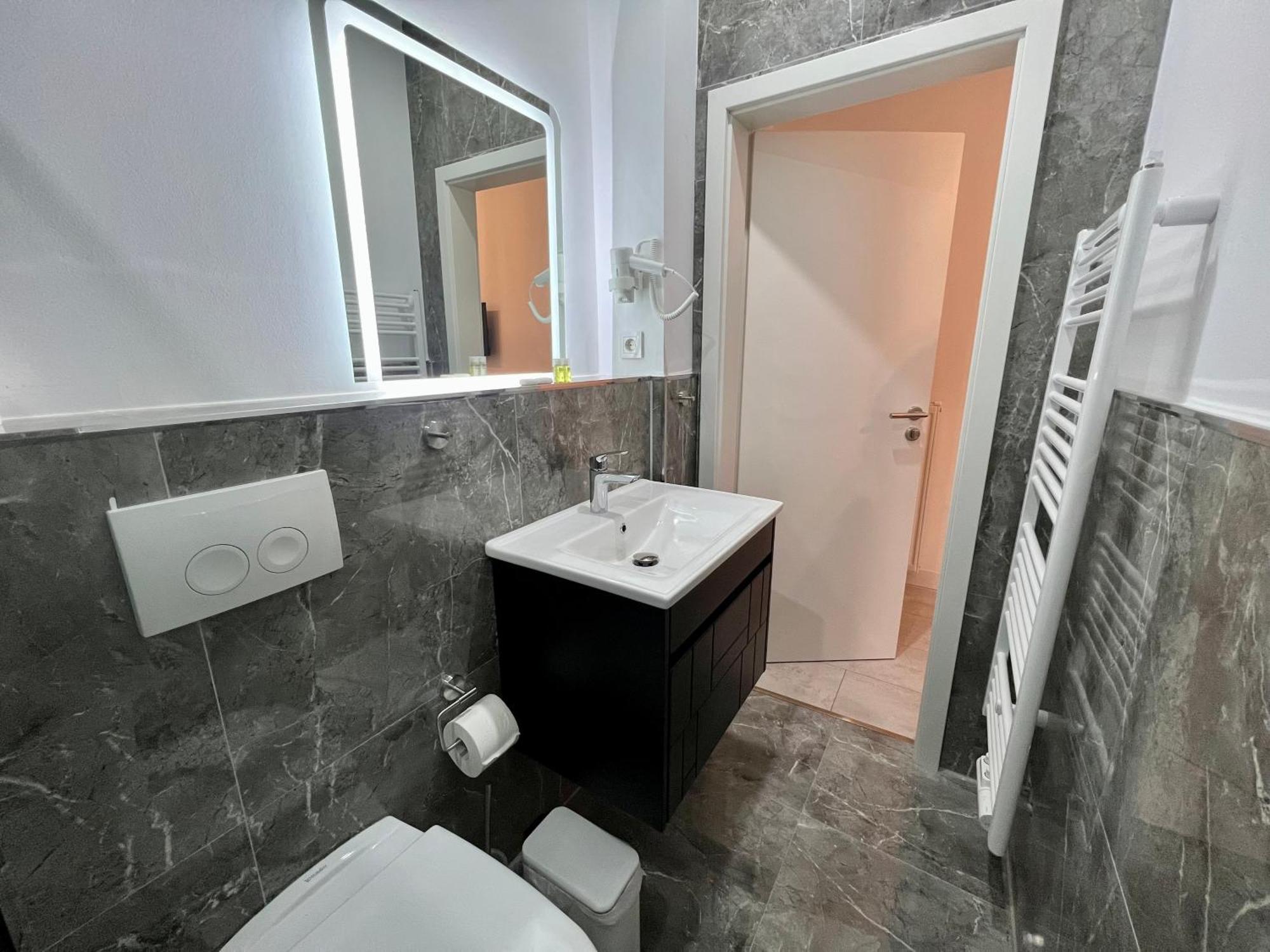 Durmaz Hotel هانوفر المظهر الخارجي الصورة